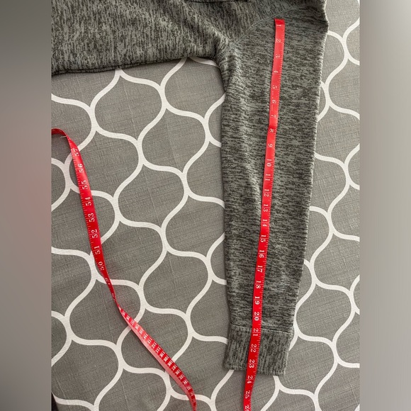 Southern Tide Men’s Button Up Shirt Shacket Benjies Size Medium. - Picture 9 of 9